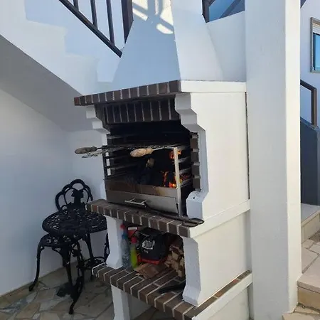 Daire Affordable Ocean Views! Zambujeira,